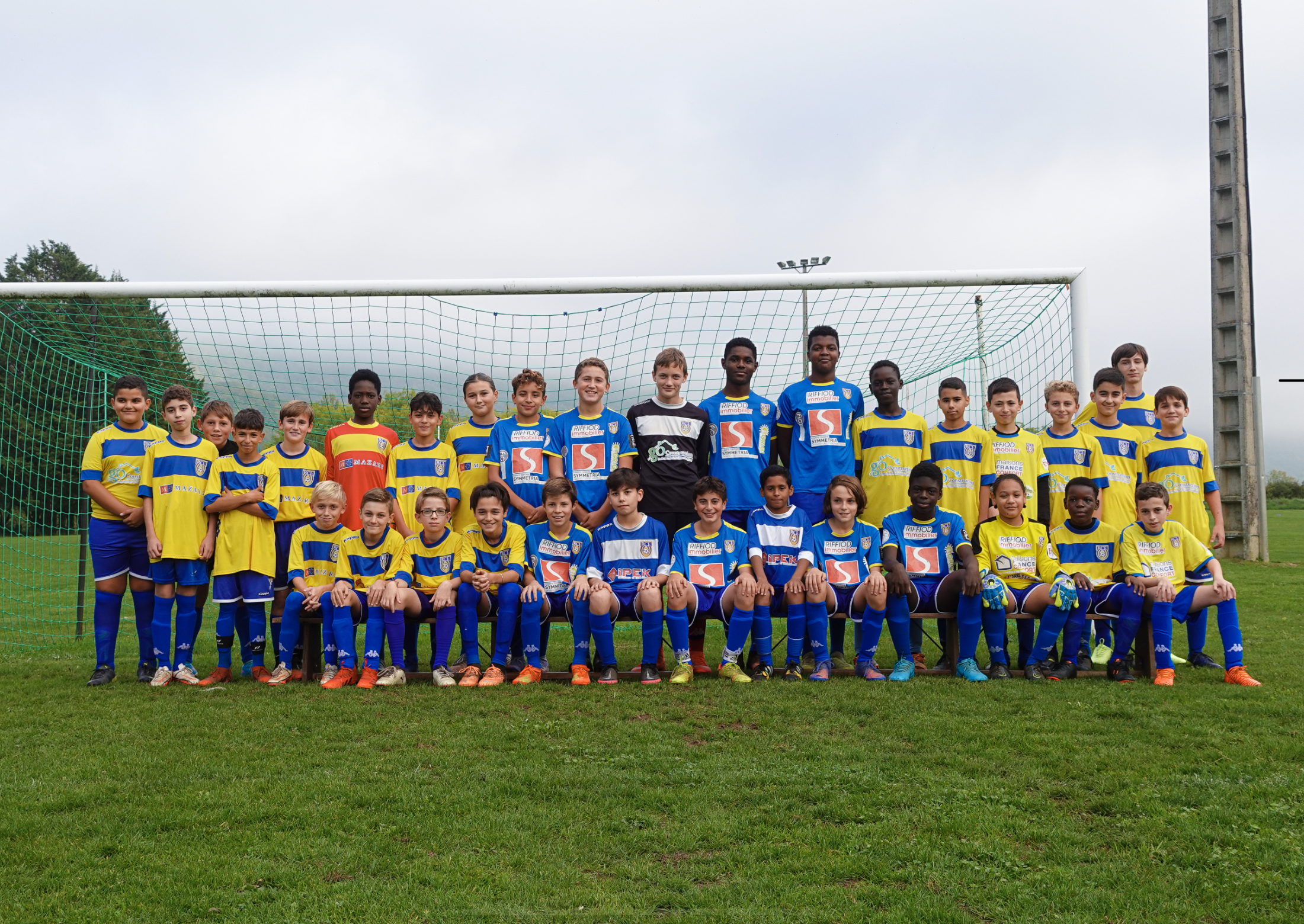 Photo officielle effectif U13 du RC Lons - saison 2022-2023