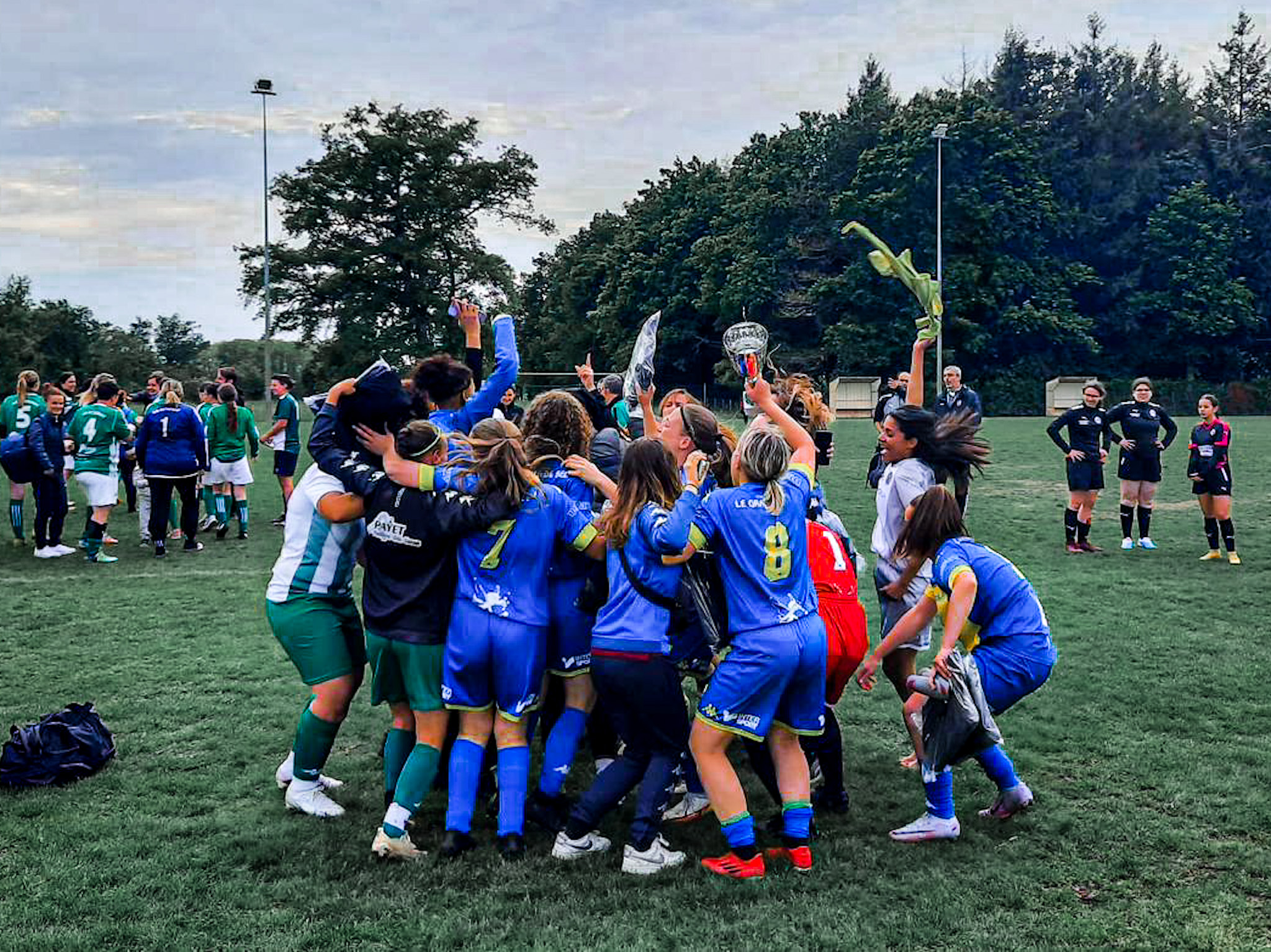 victoire seniors féminines RC Lons - tournoi AS Attignat